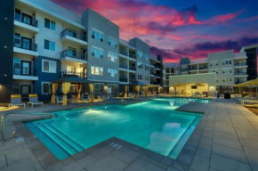 CozySuites with pool in Westgate near stadium 6